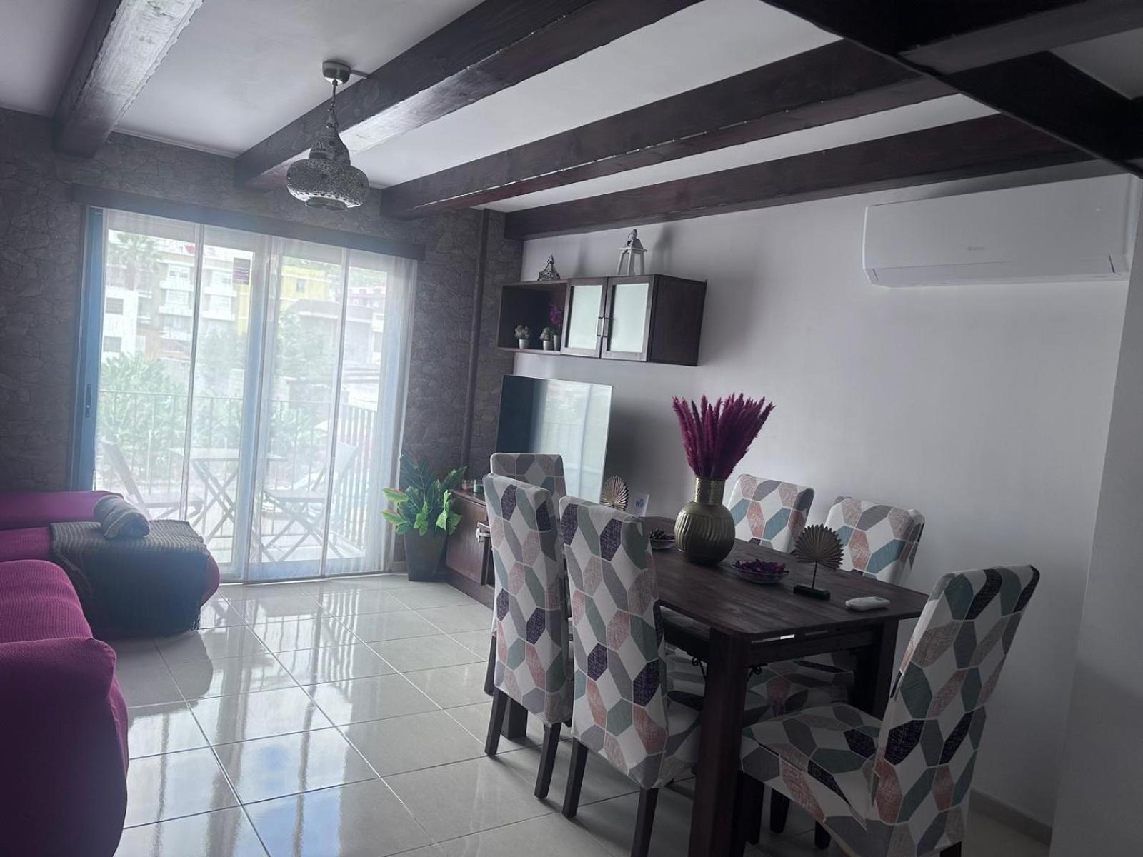 Vivienda Ubuntu Apartman Los Llanos De Aridane Kültér fotó